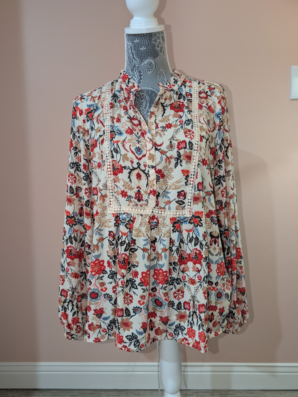 Loft NWOT Floral Lace-Trim Peasant Blouse Size L